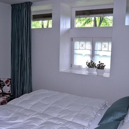 Apartment In Ruhiger Wohnlage Sie Sind In 3 Minuten Am Trebbower See Oder In 30 Minuten An Der Ostsee Klein Trebbow Buitenkant foto